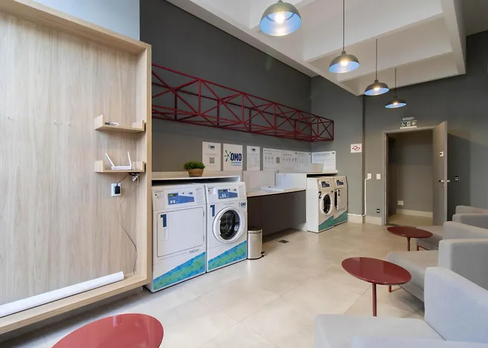 Urban Sky Studio - Gru 2204